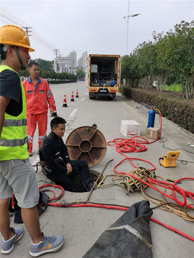二道翻衬法管道修复技术主要工序